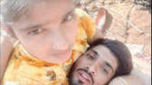 Village gf and bf outdoor fucking