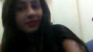 Sexy Paki Girl Showing Her Nude