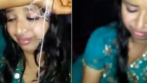 Beautiful desi girl fill her exposed pussy