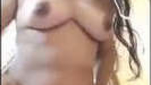 Desi Babe showing to her lover on video call