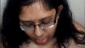 Big ass Telugu woman gives blowjob in the bathroom