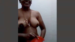 Mallu Desi Bhabhi Banho