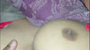ganv ki mast bhabhi ka blackmail karne ke liye video banaya