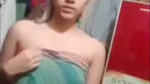 Pretty Girl Show For Bf