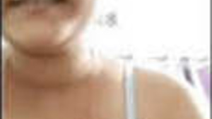 Super Hot Indian Girl Shows Her Breasts And Fingering