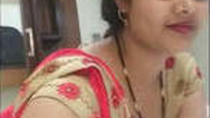 Bhabhi Showing Nu Body
