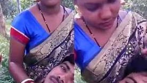 Desi lover romance in the park with Sharie