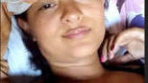 Very cute amateur girl fingering