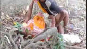 Mature couple fucking outdoors