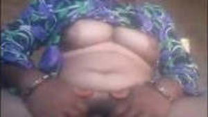 Bihari Girl Showing Her Breasts Pussy