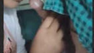 Desi wife blowjob with clear Hindi Speaking