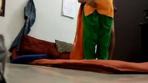 Desi married bhabhi fucking with lover