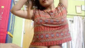 Cute Insta Queen Exclusive Viral Recording Stuff Gets Totally Naked In The Shower Bed