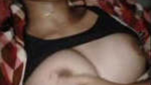 Cute indian girl showing and fucked: by: lover clips