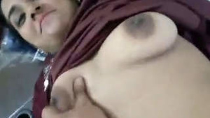 Beautiful beauty Bhabhi Fuking Indian MMS videos