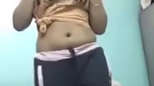 Desi Indian college girl gets naked dancing for her boyfriend