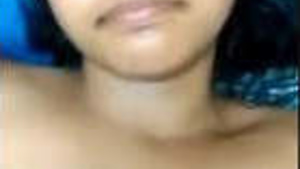 Sexy indian girl showing breasts