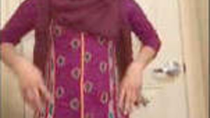 Horny GF of gets naughty for her Indian boyfriend