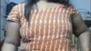 Mature Bhabhi Fingered