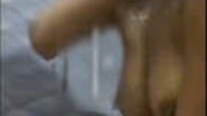 Beautiful desi girl bath Vdo