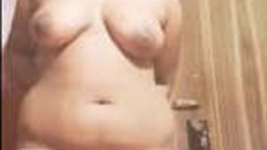 BENGALI BABE HOT CHUBBY BOOBY FEAGURE SUSSIES NUDE POSING VIDEO CLIPS