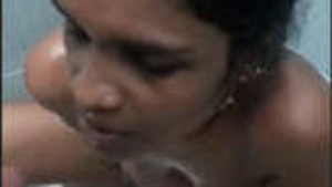 Srilankan Wife Sucking And Freeing Her Husband Cock