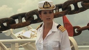 Cindy Dollar is an awful babe in the fences, humping on a high gyun, unrelated four sailors