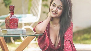 Desi solo girl tanishaa show pussy and