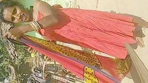 Desi bhabi bathtub and show pussy midnight