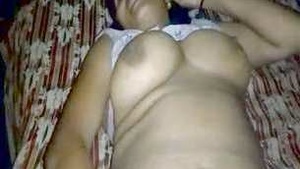 Desi bhabi cock big dick wid hindi audio