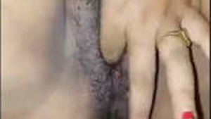 Desi Indian Girl Fingered Chut