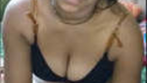 Desi Virgin GF first time pussy capture by BF