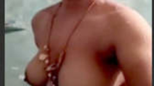 Married Mallu Aunt Bath