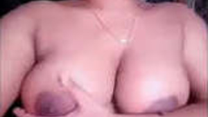 Desi Dissatisfied Bigboob Sexy Bhabhi Showing