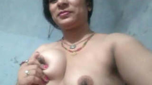 Beautiful Married Bhabi Showing