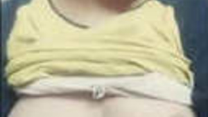 Desi bonito gf showing o beautiful body