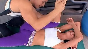 Amazing brunette girl spreads her hand brush and gets her cunt shaved