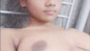 Beautiful Beautiful Tamil Girl Showing