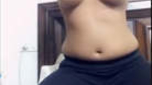 Peitos grandes punjabi menina