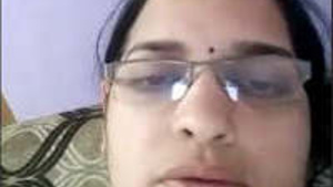 Very horny desi bhabhi