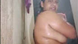 Hot Desi Bhabi Live Bath Vdo