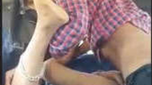 Desi lover good fuck on the bus