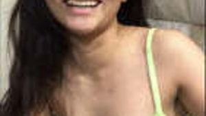 Indian Sexy Girl Giving Sucked