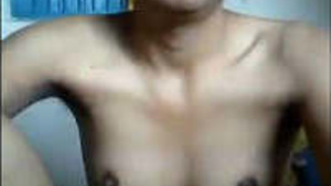 Linda Menina Finger Ring