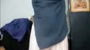 Indian student girl college nude show