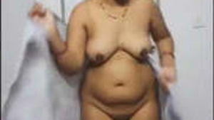 Bhabhi After Bath Nude Capture