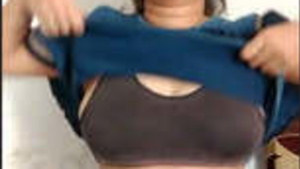Desi indian girl making video