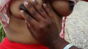 deshi hot girl freind breasts prees in outdoor video