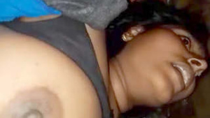 Desi Bhabi Blowjob And Pussy Fingering Clips