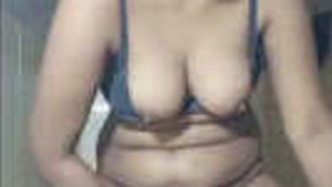 Sexy Desi Indian Girl Fingering Vdo